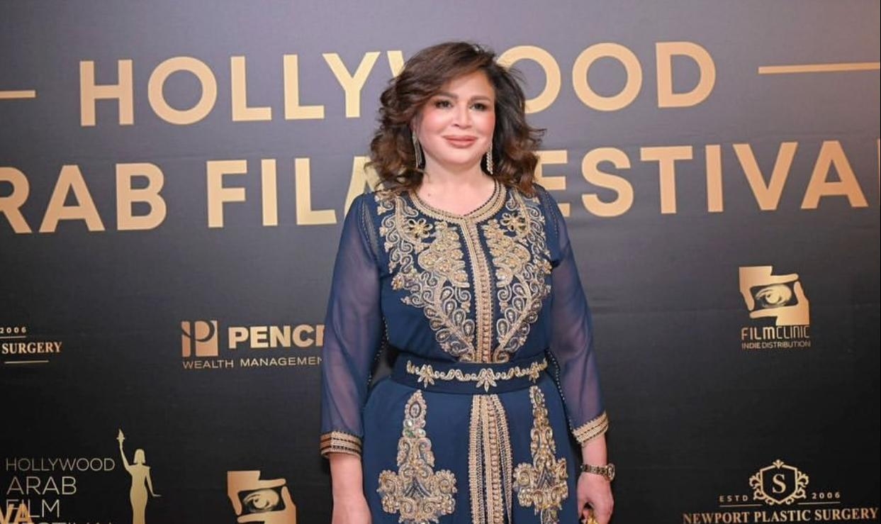 الهام شاهين تعبرّ عن سعادتها خلال تكريمها في مهرجان هوليوود للفيلم العربي