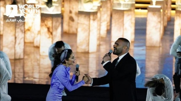 جوزيف عطية يختتم حفل منتدى شباب العالم في مصر عبر أغنية &quot;أنا الإنسان&quot;