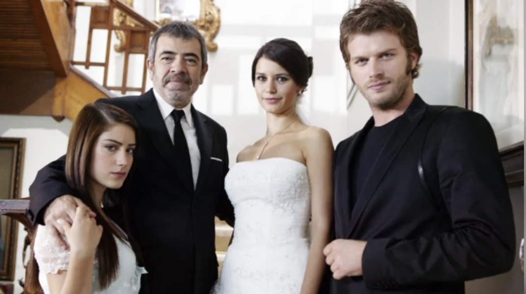 من هم أبطال النسخة العربية من المسلسل التركي &quot;العشق الممنوع&quot;؟