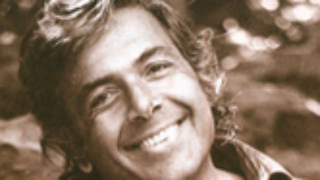 وفاة الكاتب والمخرج الإيراني الكبير إبراهيم غولستان