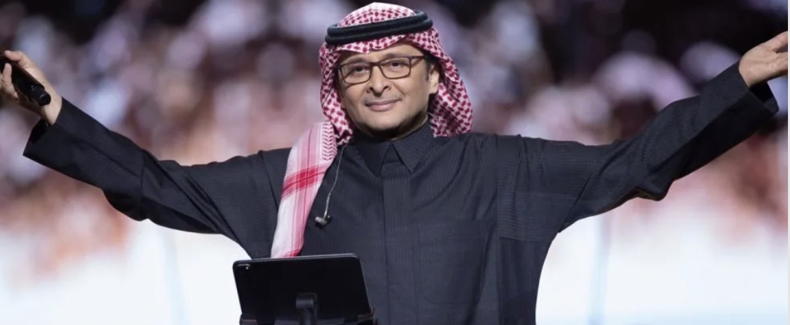 عبدالمجيد عبدالله يشعل الأجواء بحفلتين غنائيتين على مسرح محمد عبده أرينا