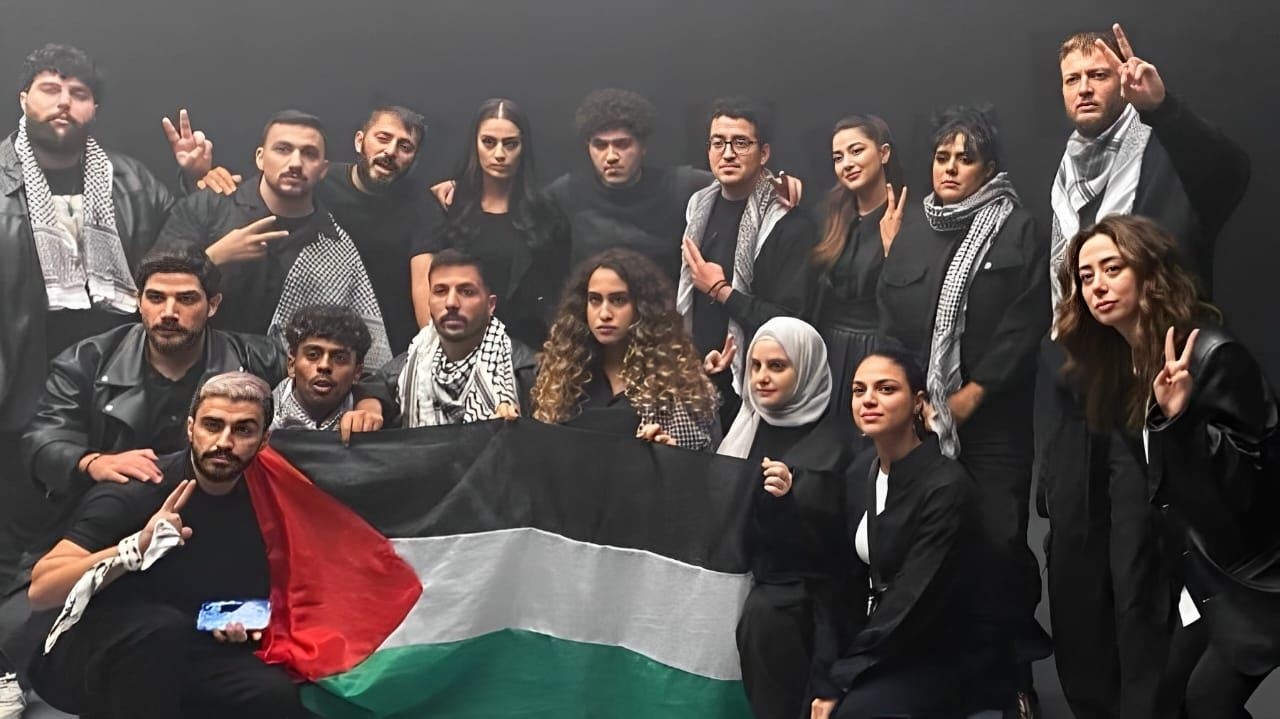 25 فناناً من الشرق الأوسط وأفريقيا يجتمعون في أغنية &quot;راجعين&quot; دعماً لفلسطين