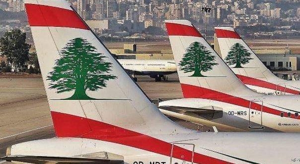 بمشهد مؤثر..اللبنانيين في مطار بيروت الدولي يُنشدون النشيد الوطني!